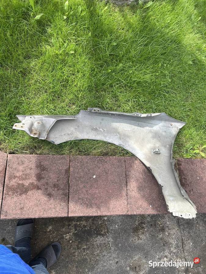 Toyota Celica błotnik przód lewy Koronowo