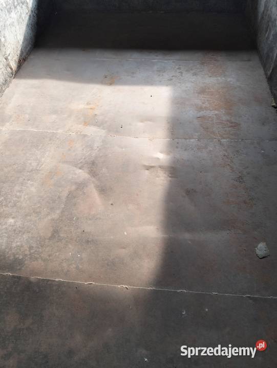 Sprzedam przyczepę i rozrzutnik Ostrów