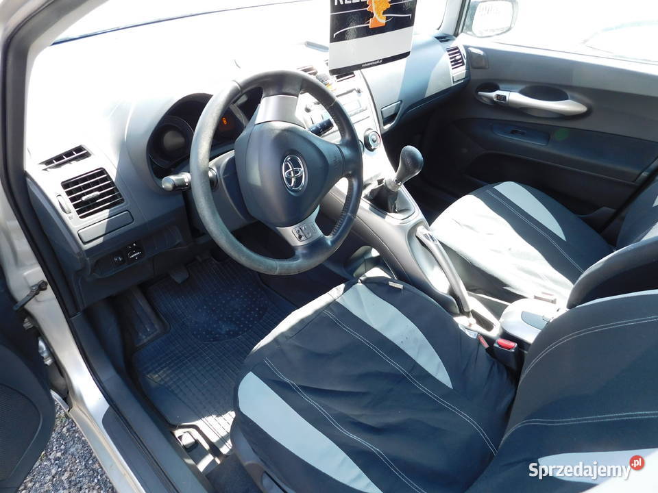 Toyota auris Auris Łódź