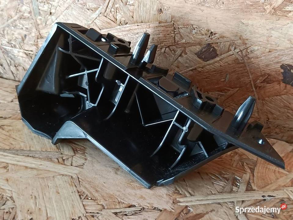 FORD FOCUS 18 ŚLIZG MOCOWANIE ZDERZAKA LEWY Pleszew