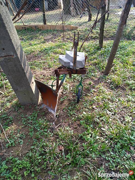 Sprzedam traktor sam 126p z sprzętami Jedlicze