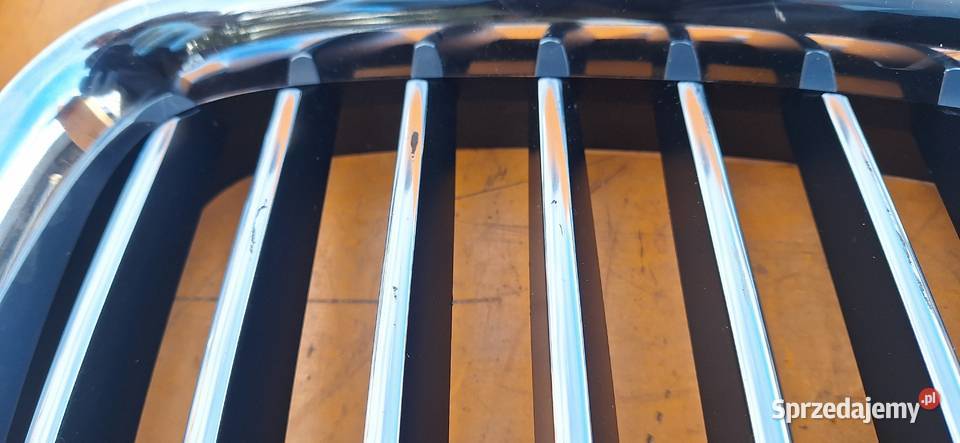 BMW 5 F07 Atrapa grill zderzaka lewa 51138057089 Radom sprzedam