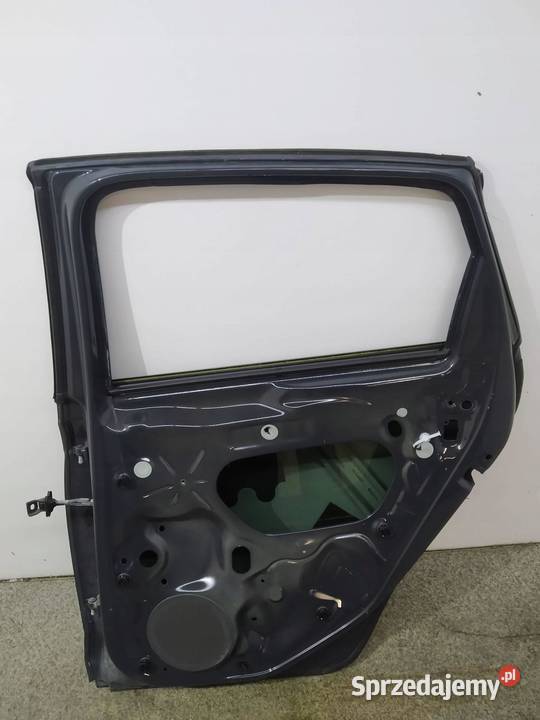 DRZWI PRAWE TYŁ LI7F LEKKO USZKODZONE VW osobowe świętokrzyskie