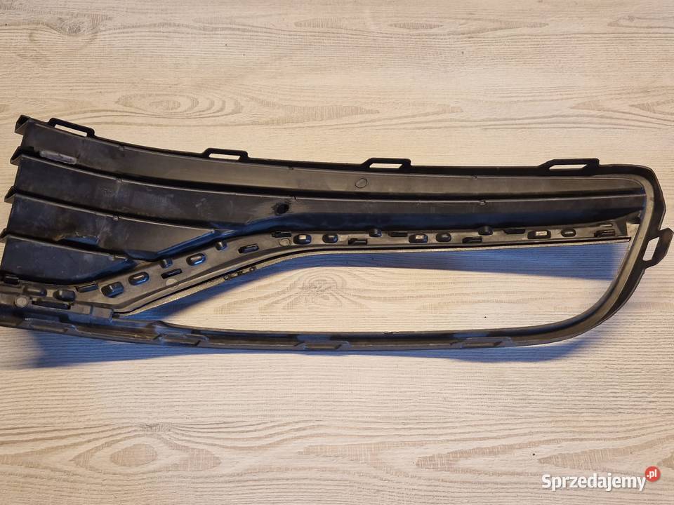 Kratka zderzaka VW Polo 201320Strona lewa Kwilcz sprzedam