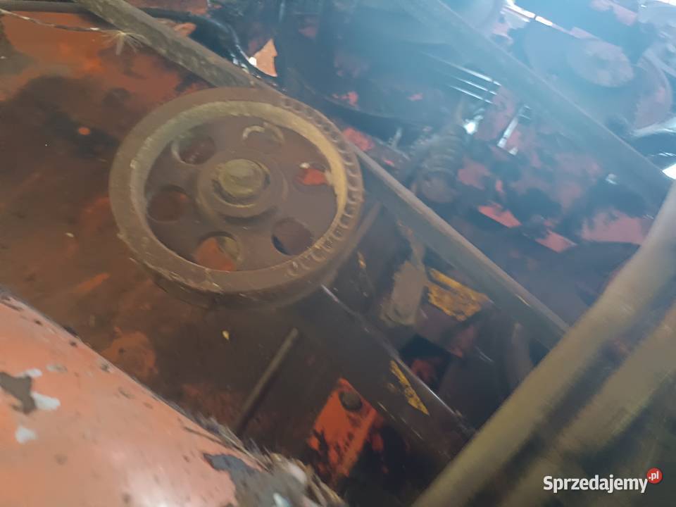 Sieczkarnia do słomy dronningborg d700d7500 mf27 Dragany