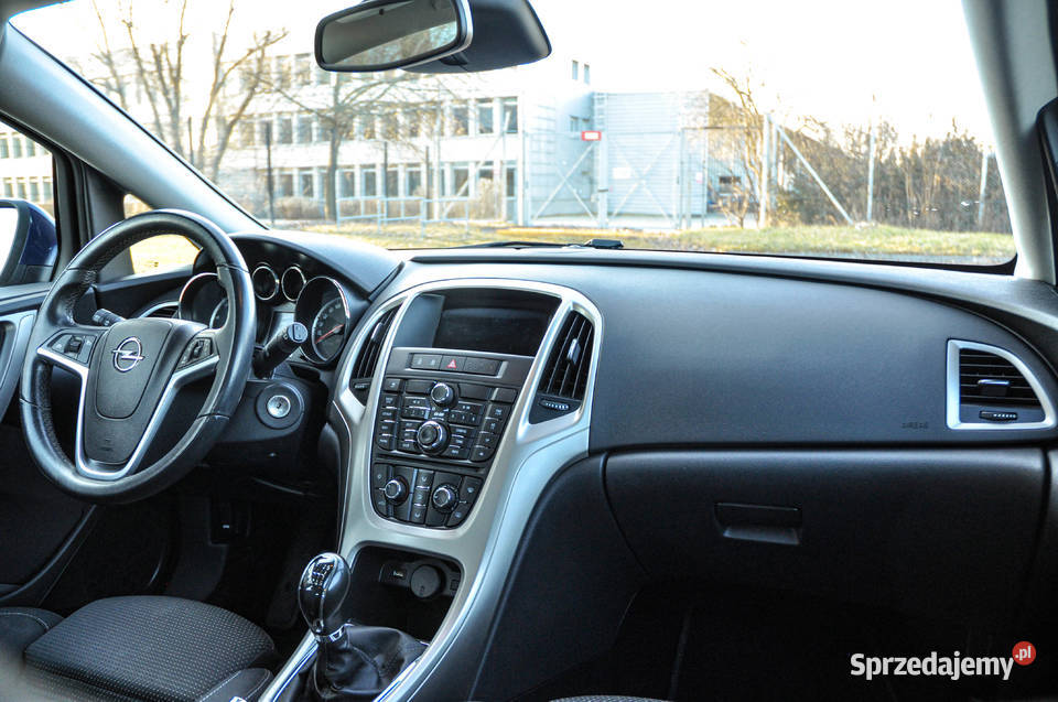 Opel Astra 20CDTI 160 196 Bezwypadkowy Rok produkcji 2010 Wrocław
