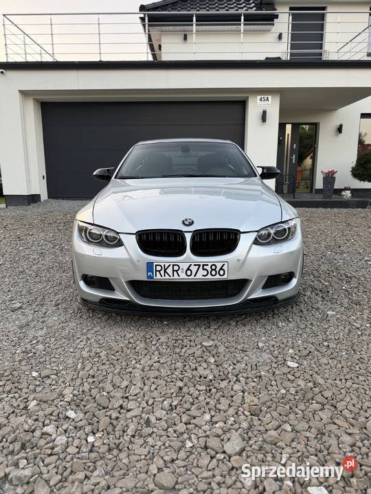 BMW 325 E93 MPakiet 2008r 30 benzyna 242 Manual benzyna Krosno