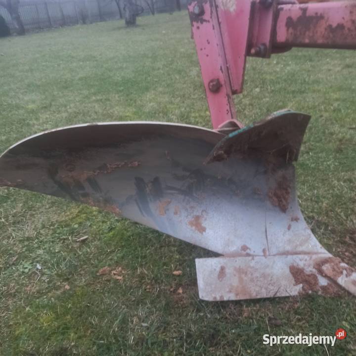 Pług Unia tur 3 nieuszkodzony Radomice