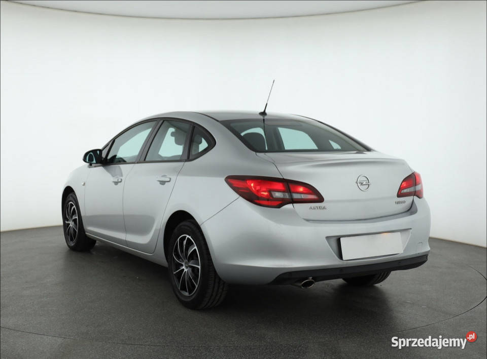 Opel Astra 14 T Piaseczno