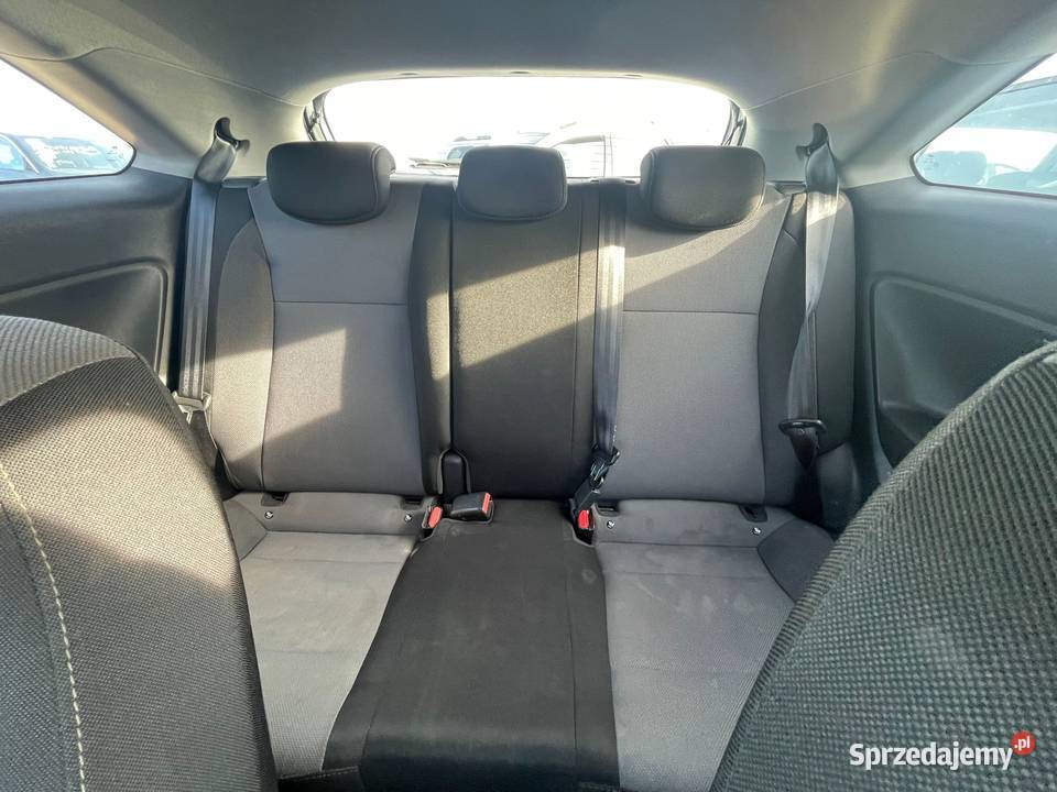 HYUNDAI I20 12i 84 Intuitive DT413 Opole