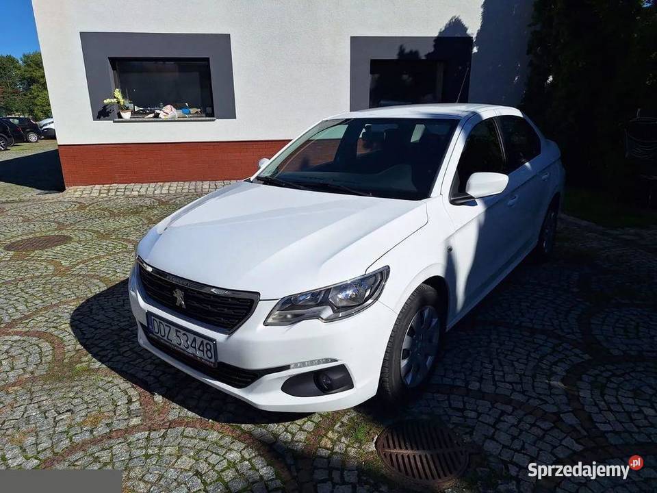 Peugeot 301 16d 100 2017r Praktyczny i diesel Bielawa sprzedam