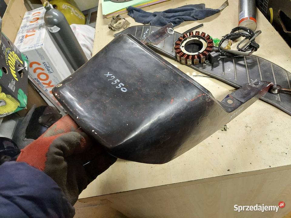 Yamaha XJ 550 ogon zadupek plastik tył tylny Jelenia Góra