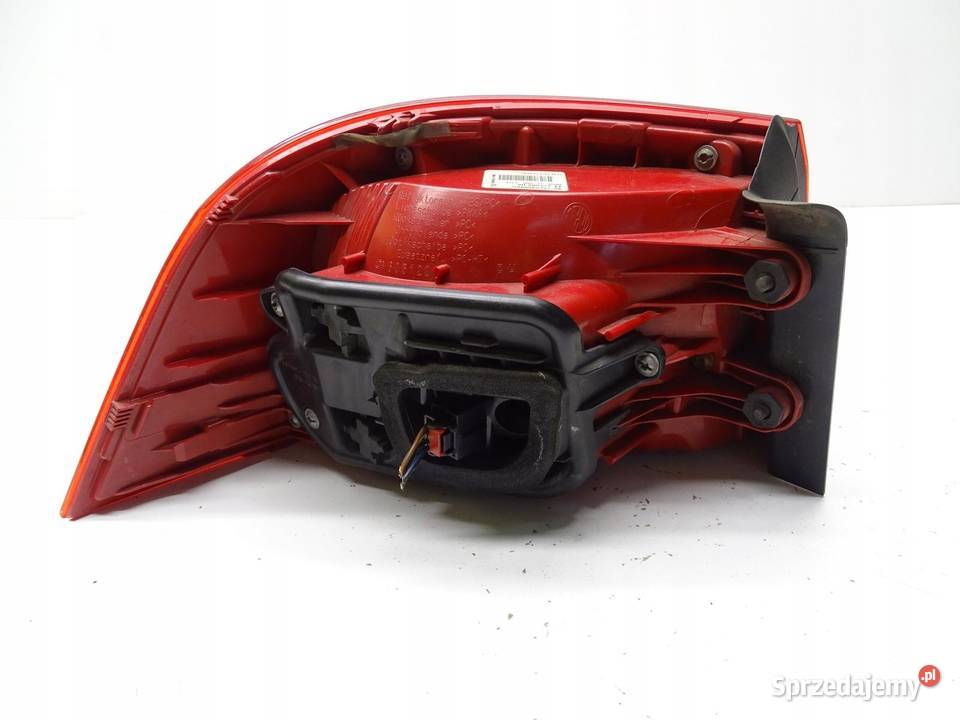LAMPA PRAWY TYŁ PRAWA TYLNA 3AF945096G VW PASSAT