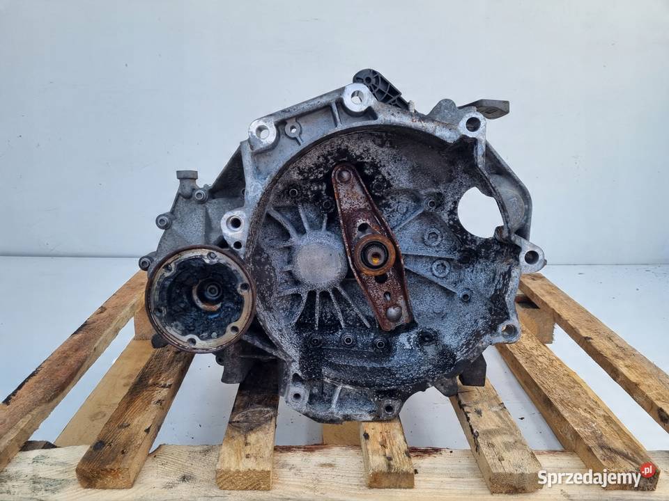 VW GOLF V 16 FSI MANUALNA SKRZYNIA BIEGÓW manual osobowe Skrzynie biegów manualne Janów