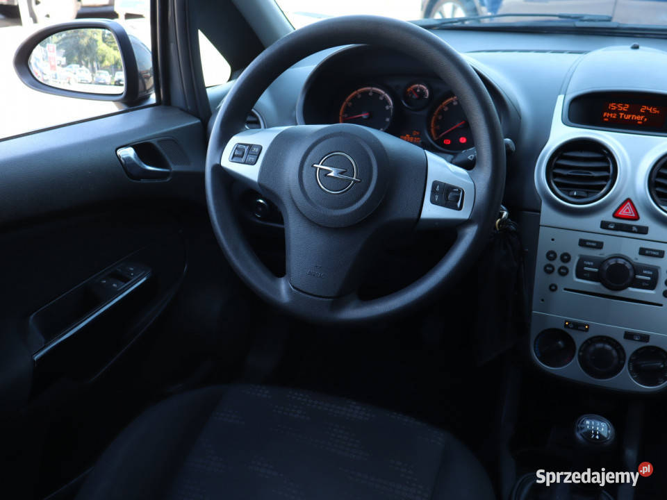 Opel Corsa 12 Hatchback