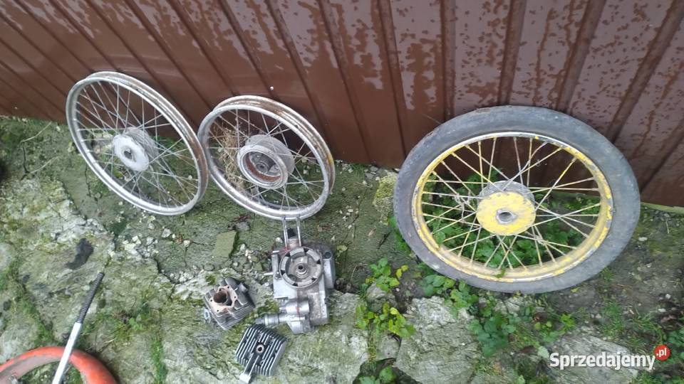 motorowe Romet komar rama 2 sztuki kola błotnik świętokrzyskie Kielce sprzedam