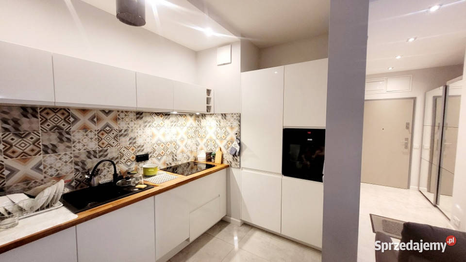 Bezpośrednio 2 pokoje w nowym bloku sprzedam