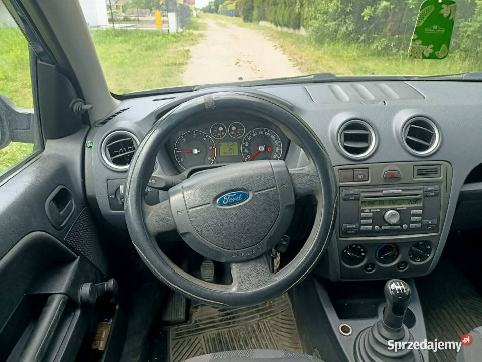 Ford Fusion Ford Fusion 14TDCI 68 08r granatowy Tarnów