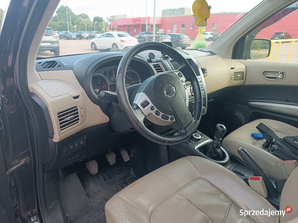 Nissan XTraill T31 kamera cofania