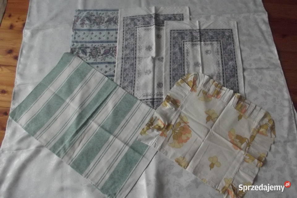 Poszewkipoduszki kolorowe 8 sztuk Piekary Śląskie sprzedam