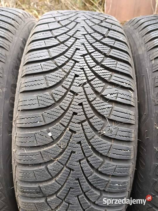 Opony zimowe Goodyear 20555 R16 bieżnik ok 7 mm Samochodowe Ostrołęka
