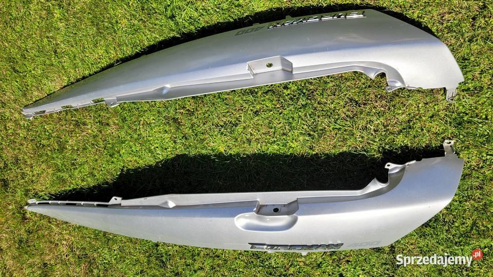 zadupek bok boczek prawy lewy SUZUKI BURGMAN 250