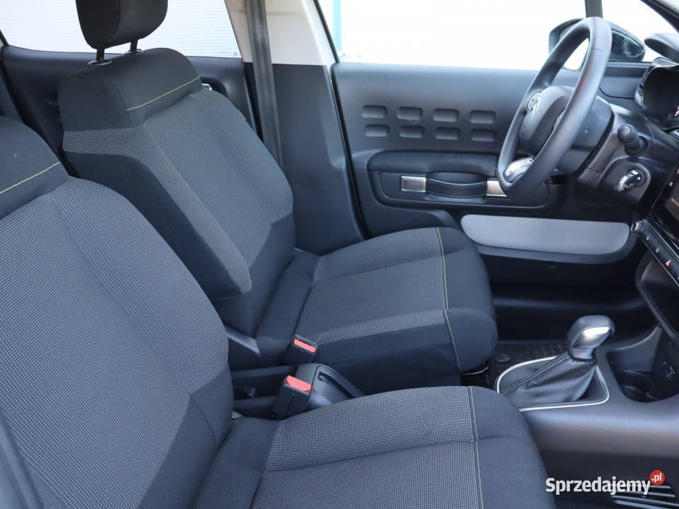 Citroen C3 12 PureTech światła przeciwmgielne Piaseczno sprzedam
