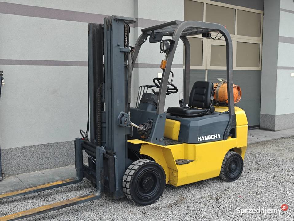 Wózek Hangcha 18T Lpg 2008r Triplex 45m 4 Sekcja Wózki widłowe Sandomierz