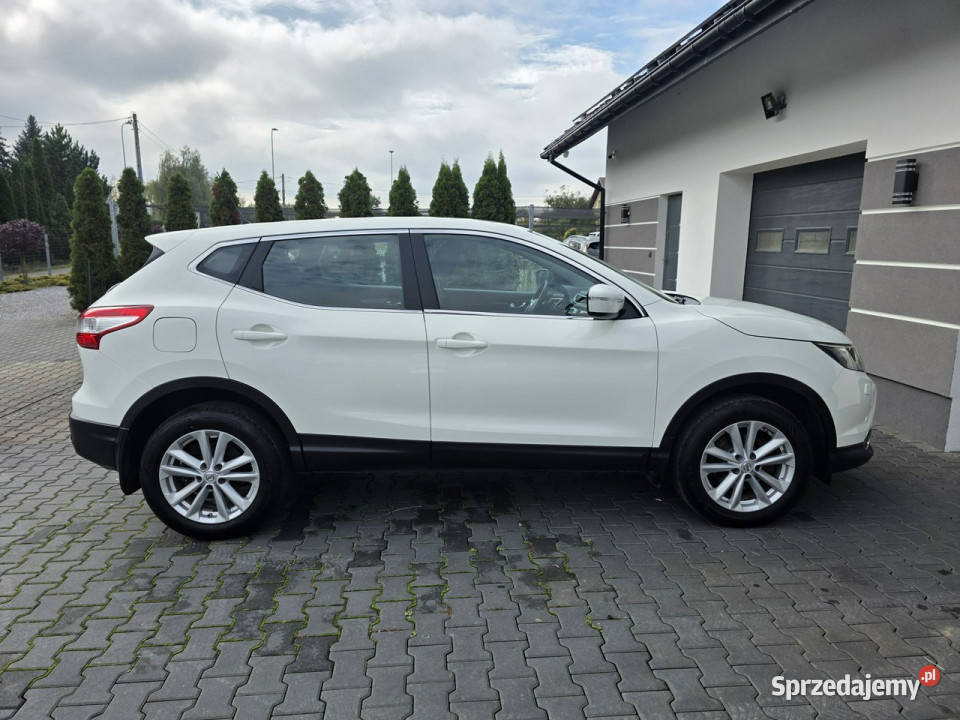 Nissan Qashqai kamera cofanianawigacjaopłacony czujnik parkowania Żabno sprzedam