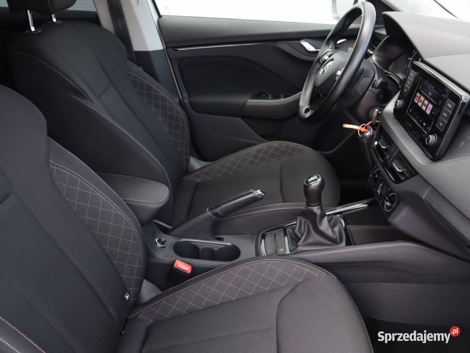 Skoda Scala 10 TSI klimatyzacja