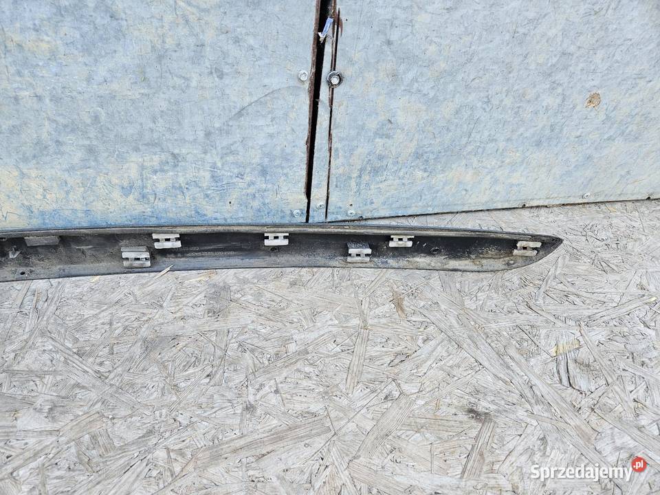 RENAULT LAGUNA I LISTWA KLAPY BAGAŻNIKA TYŁ Międzychód