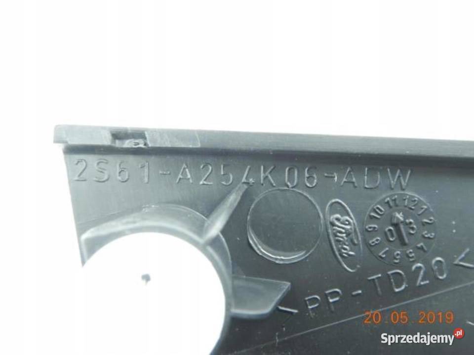 TRÓJKĄT DRZWI PRAWY TYŁ FORD FIESTA FUSION