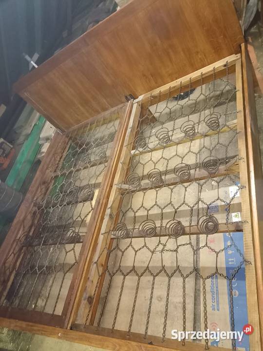 Łóżko małżeńskie drewniane antyk Łóżka Dębica