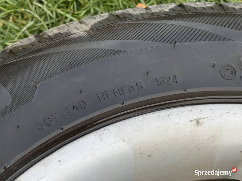 Felgi 17 5x120 726 BMW opony 235 55 17 2024 Samochodowe lubelskie Tokarówka sprzedam