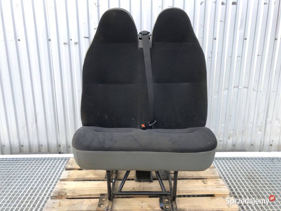 FOTEL PRAWY PRZÓD IVECO DAILY III Bus 9709