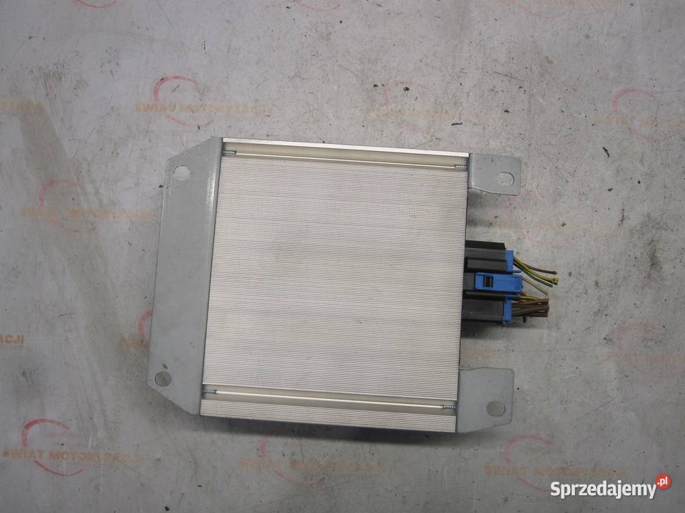 AUDI A4 B7 SLINE 08r wzmacniacz audio 8E9035223D