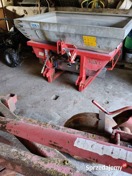 Rozsiewacz dwutalerzowy Abra nieuszkodzony