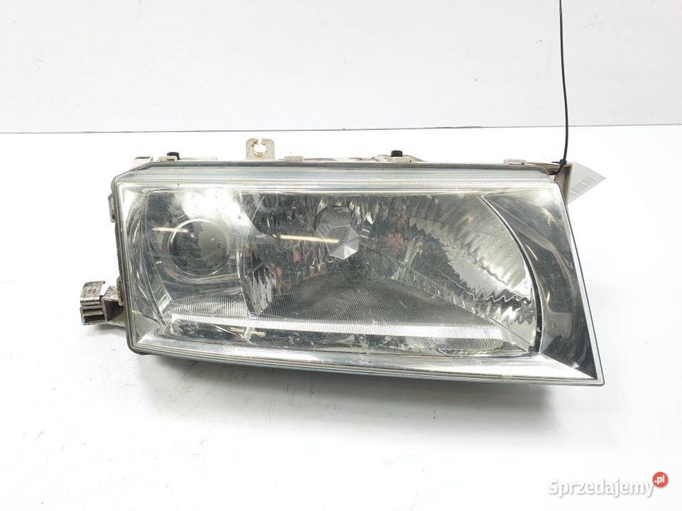 LAMPA PRAWA PRZÓD SKODA OCTAVIA I LIFT Pozostałe Lipno sprzedam
