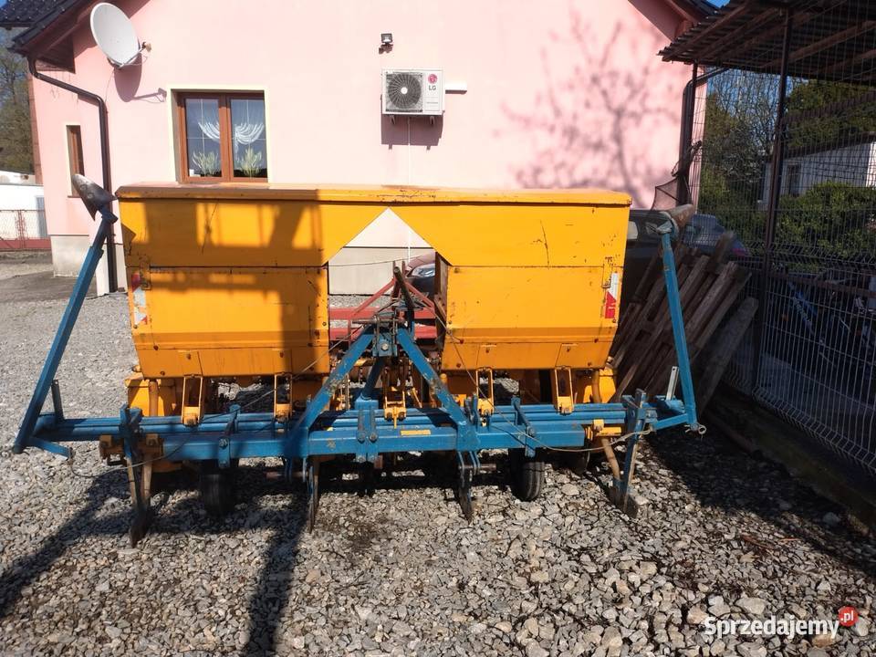 siewnik do kukurydzy nieuszkodzony Głuchołazy