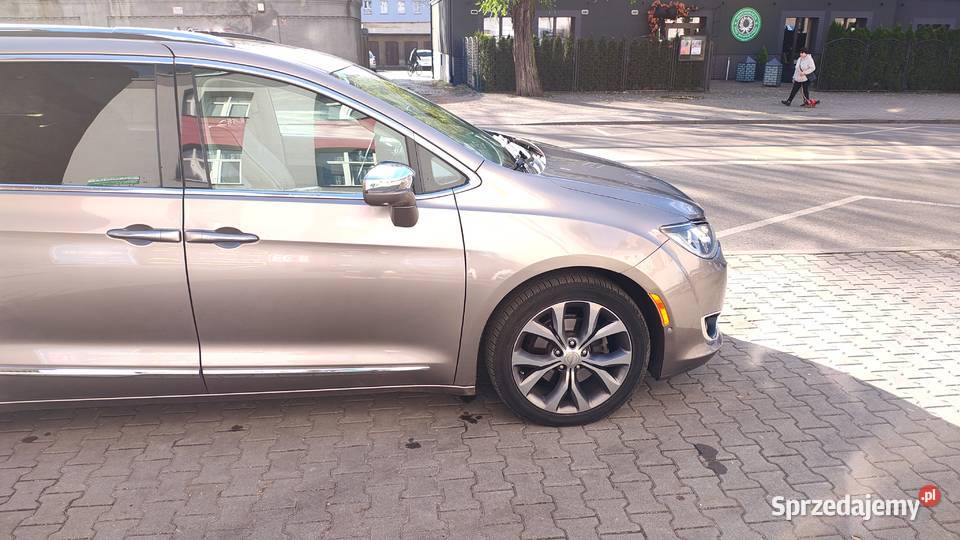 Chrysler Pacyfika złoty śląskie Zabrze