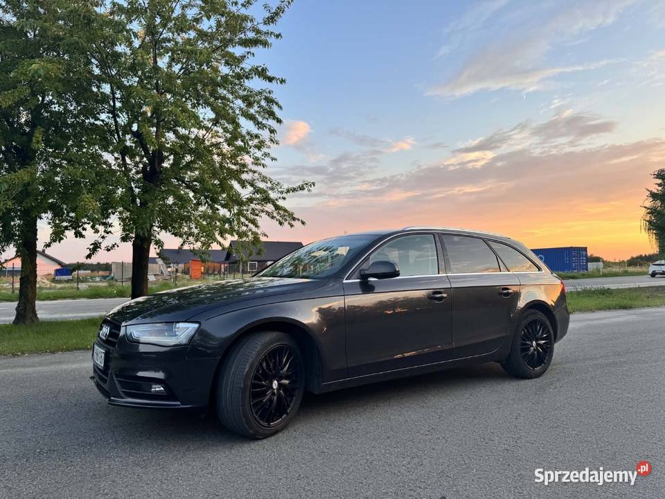 Audi A4 B8 lift 20 TDI 177 Rejowiec Fabryczny sprzedam