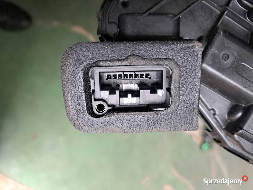 vw Passat b8 zamek drzwi prawy przód 5tb837016a lubuskie Gorzów Wielkopolski