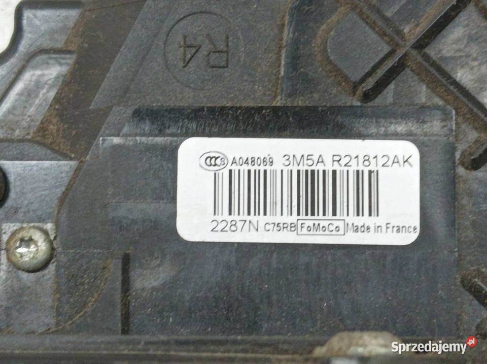 ZAMEK DRZWI PRAWY PRZÓD 3M5AR21812AK Ford Focus sprzedam