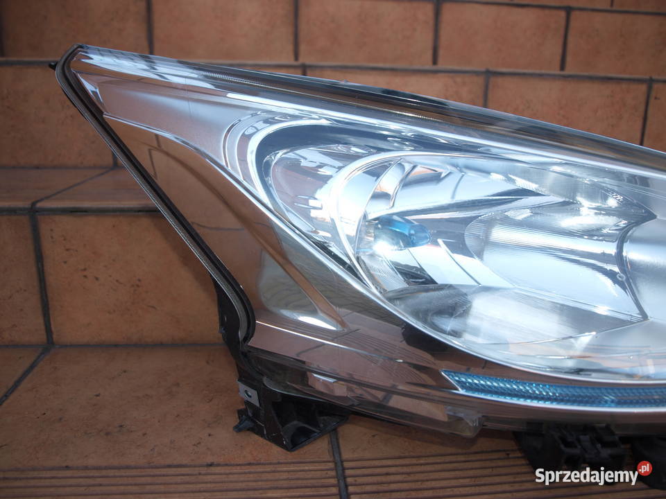 Nissan E NV200 ENV200 lampa prawa przód zwykła Kalisz