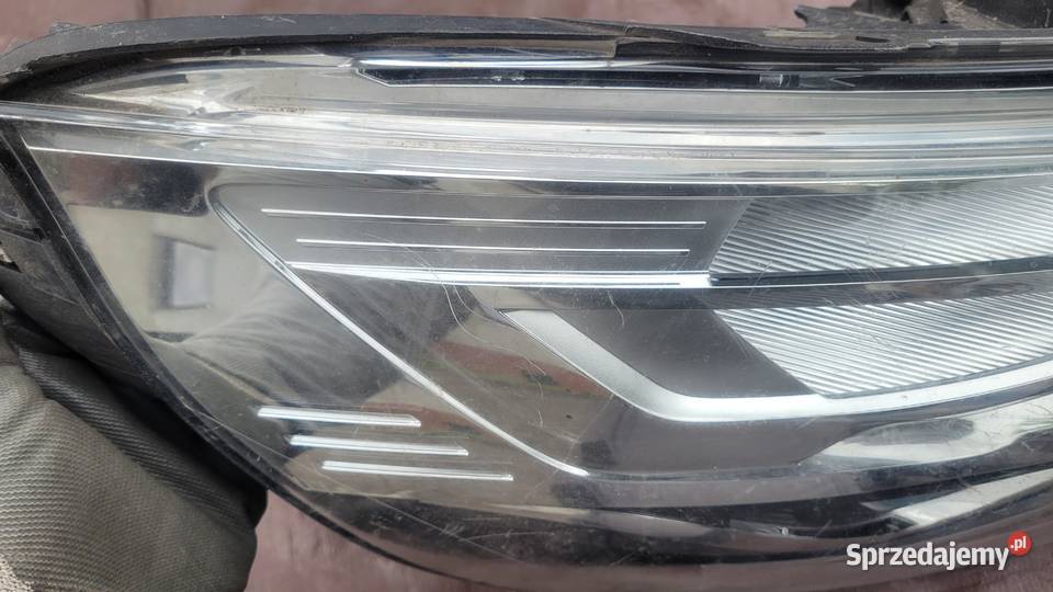 RENAULT CLIO IV 4 LAMPA PRAWA REFLEKTOR PRAWY