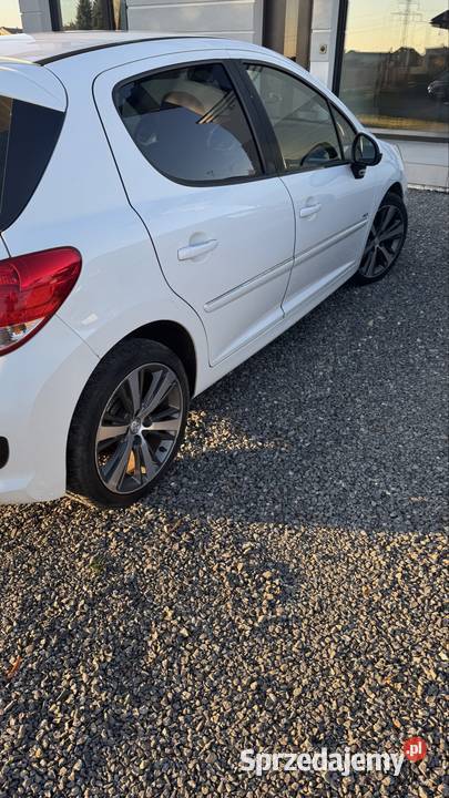 Peugeot 207 16 hdi 90 2010 wersja 99g biały 5 Żory