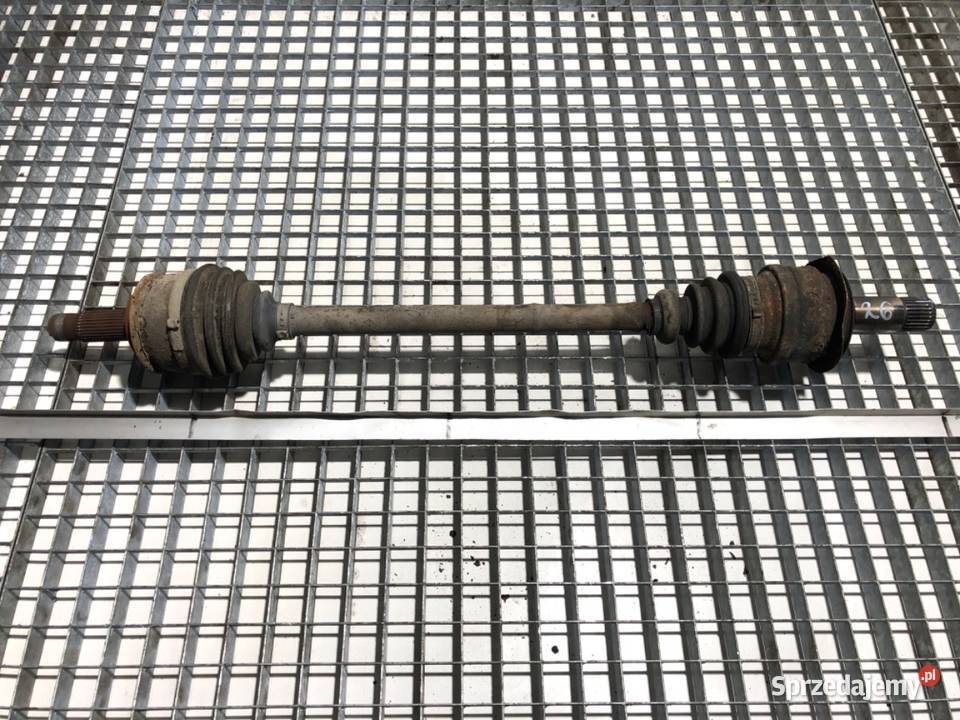 PÓŁOŚ PRAWY TYŁ MERCEDES W639 22 109 Bus PRZEGUB osobowe sprzedam