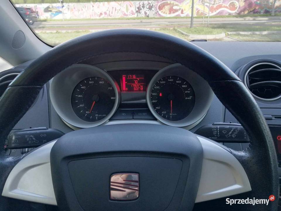 Seat Ibiza 12TSi 2012 5 drzwi zarejestrowana