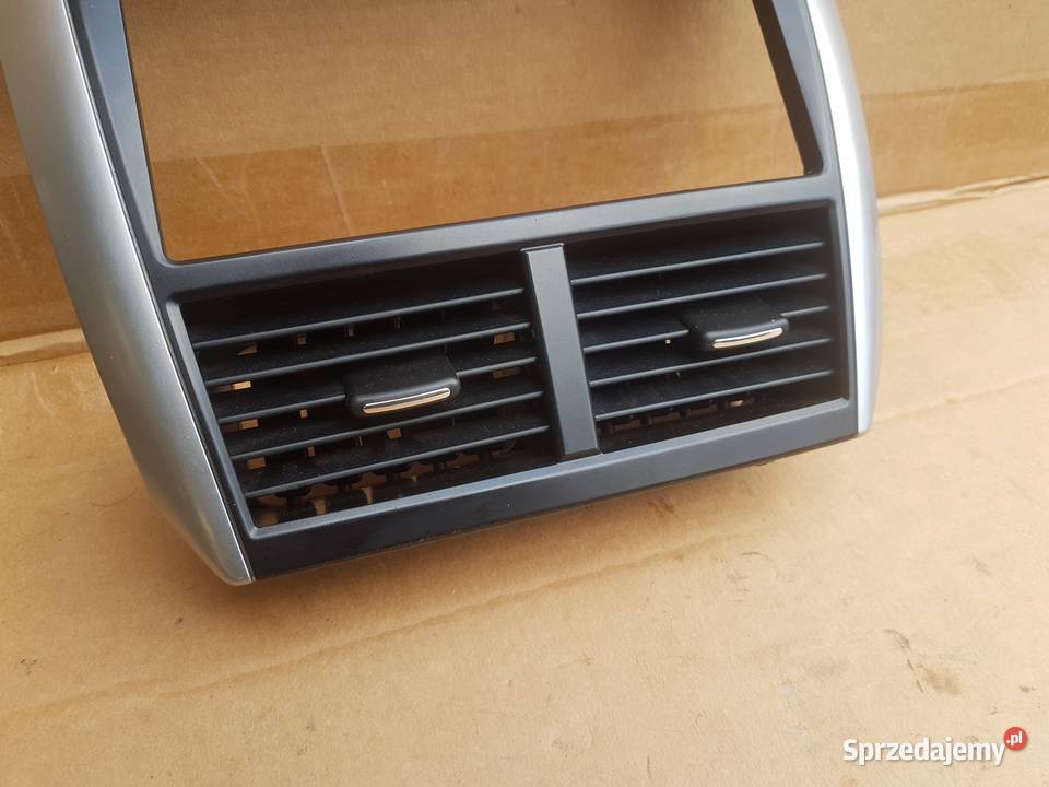 Subaru Forester 3 SH ramka radia dekor kratki