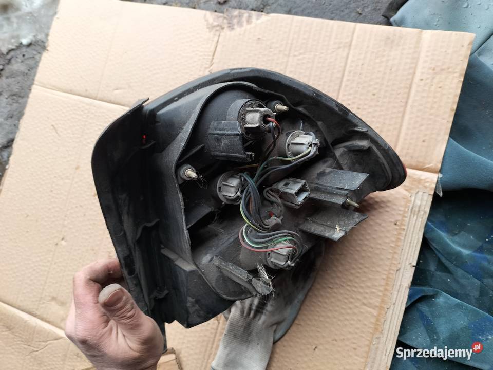 LAMPA TYŁ TYLNA LEWA HONDA CIVIC 6 osobowe